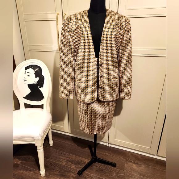 Vintage Alfred Sung Tweed Skirt Suit Set (Blazer and Skirt) - Picture 2 of 9